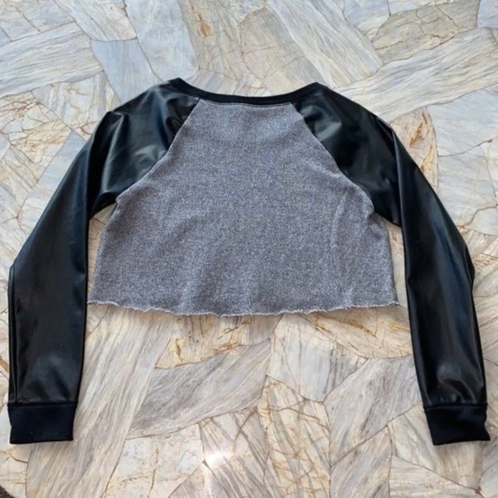Victoria’s Secret Gray/Faux Leather Sweatshirt Short Medium - Picture 9 of 10